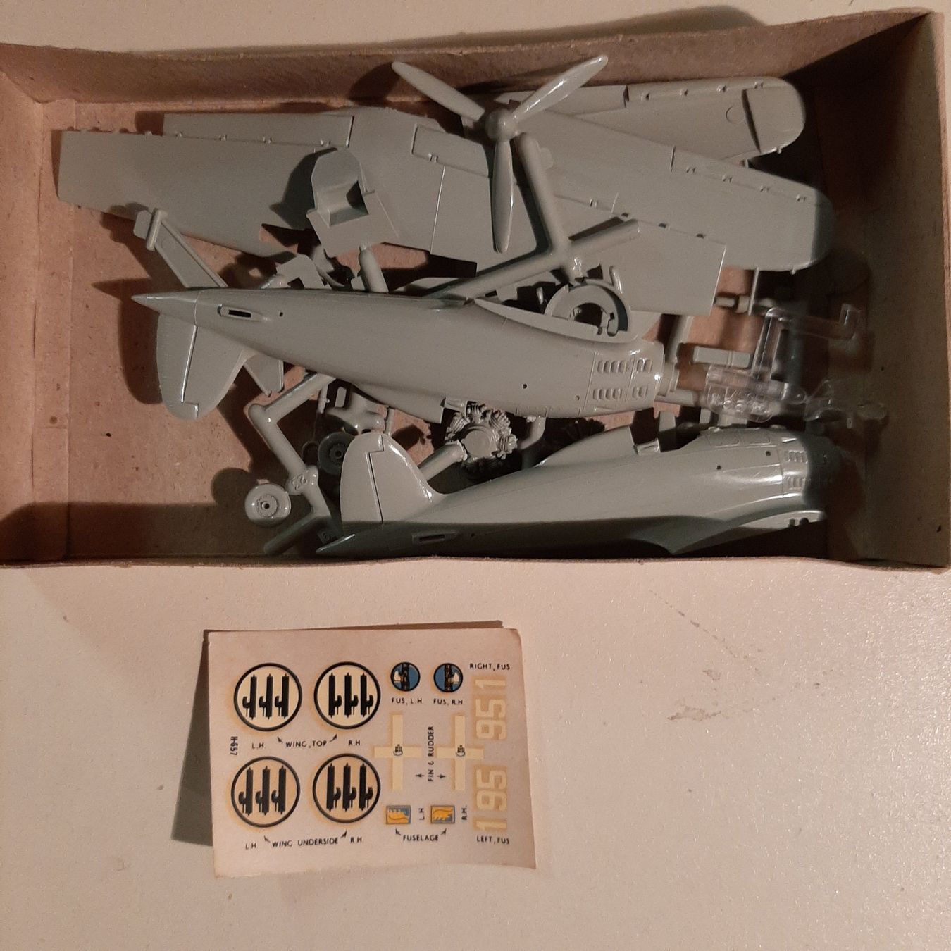 Revell Kit di modellismo & Modellini statici: 216a ... Macchi MC. 200 Saetta ... Revell H-657 – Usato da Bonstetten venduto da Benibanny59 2