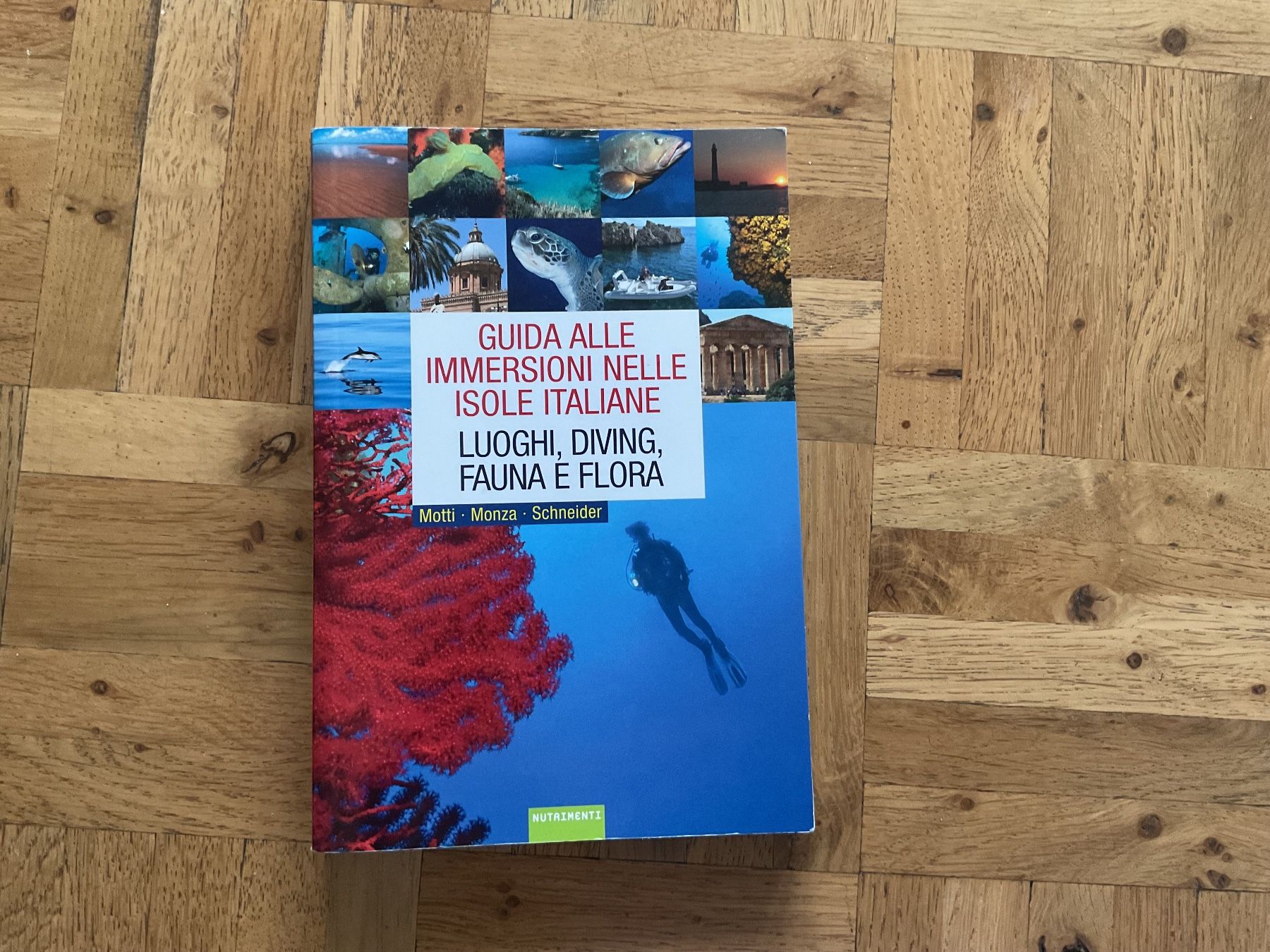 Livres: Libro – D'occasion à Zürich par Luciateresa