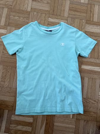 T-Shirt Champion & Next