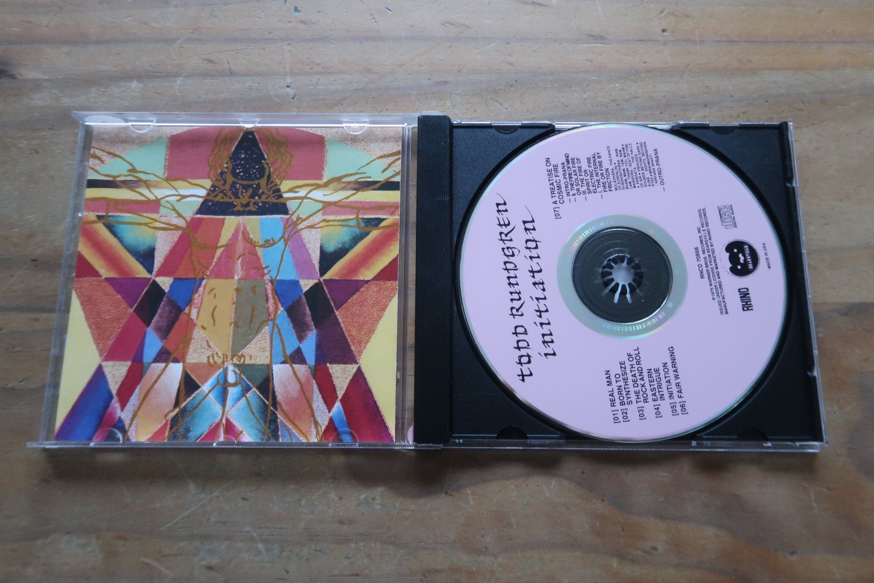 CD: TODD RUNDGREN - INITIATION - CD – Usato da Basel venduto da Patiscat 3