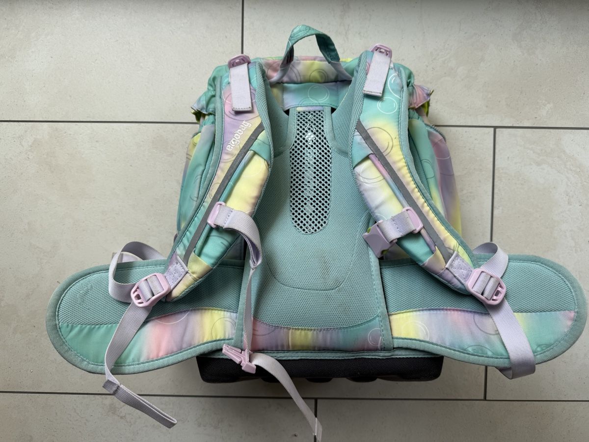 Ergobag Sacs & sacs à dos: Ergobag school backpack unicorn design good condition – D'occasion à Zürich par WField 3
