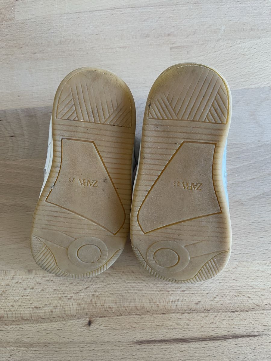 Zara Scarpe per ragazzi: Zara Babyschuhe, Grösse 23 – Usato da Hirzel venduto da carta9 2