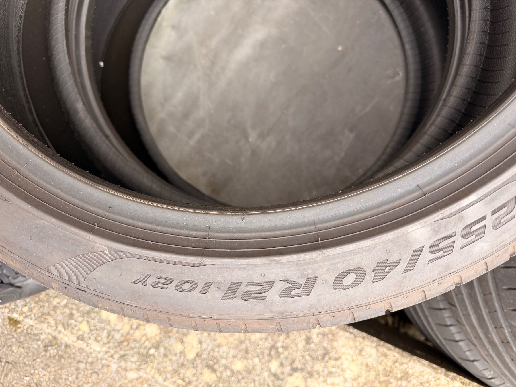 Pirelli Pneumatici & Ruote complete: Pirelli 255/40 r21 2 Stück – Usato da Hendschiken venduto da kja_hmq6 1