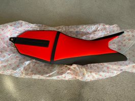 Ducati Hypermotard V2 Sitzbank NEU