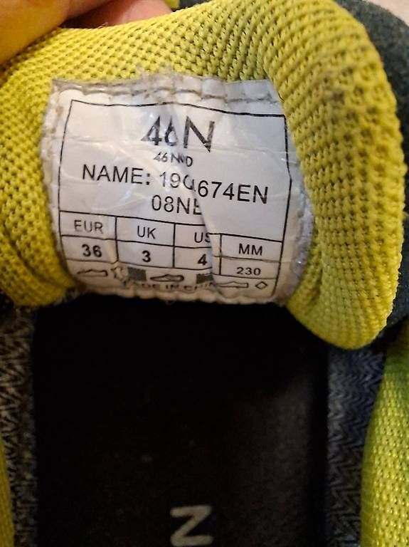 Chaussures garçon: Trekkingschuhe Gr 36 – D'occasion à Langenthal par Swissrunner 1