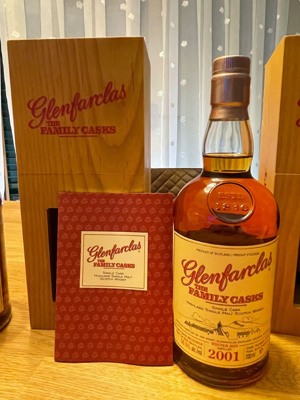 Glenfarclas Bevande alcoliche: Glenfarclas Family Casks 2000/2003 – Nuovo e nell'imballaggio originale da St. Moritz venduto da cas_w97x 3
