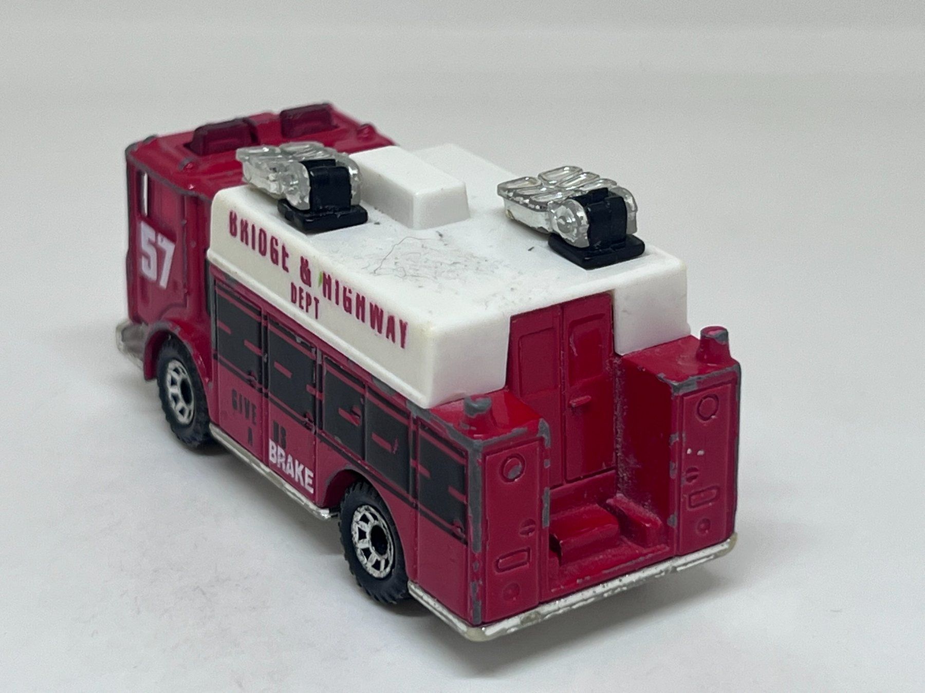 Matchbox Modellautos: Matchbox Mack Auxiliary Power Truck #399 – Gebraucht aus Wildegg von LaaBoutique 2