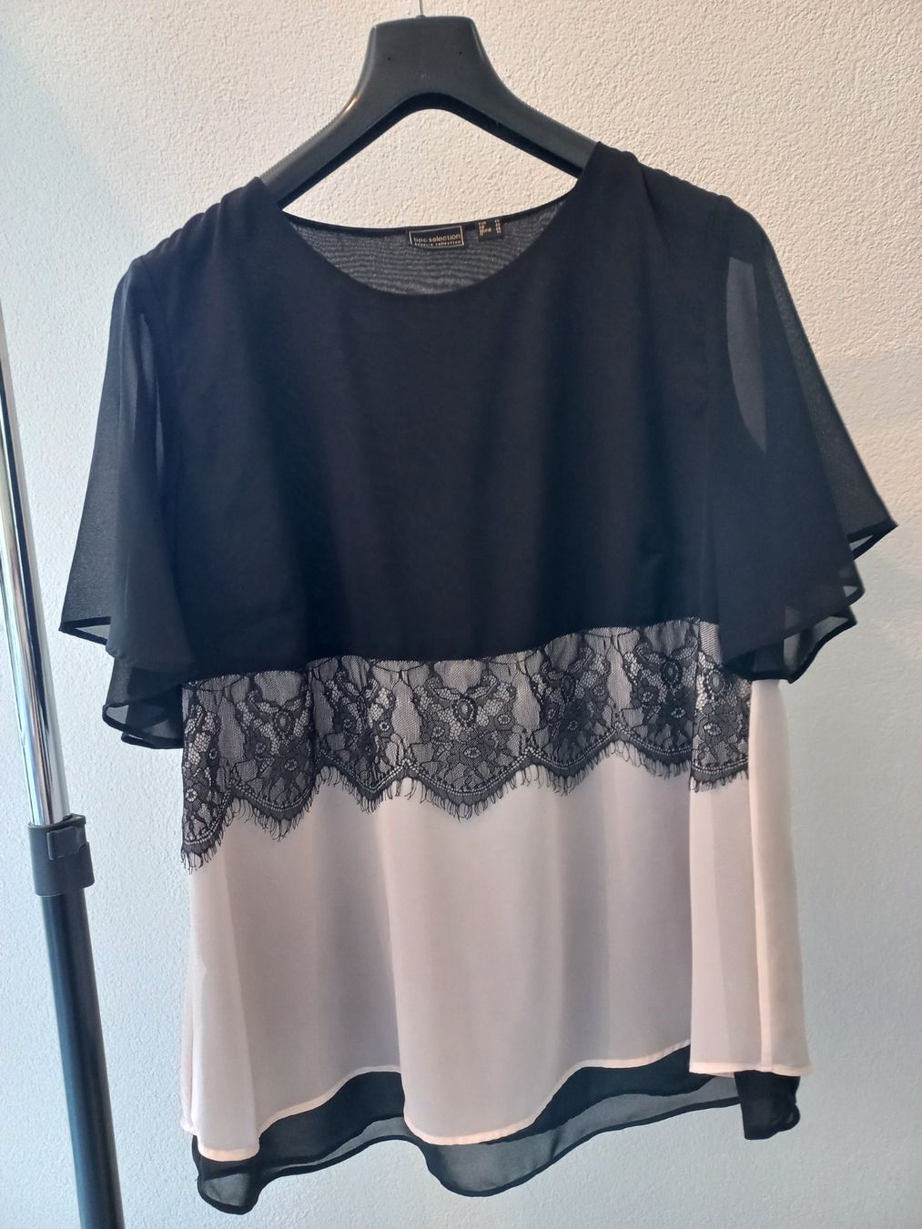 Blusen: Bluse Gr. 46 – Neu (gemäss Beschreibung) aus Maur von Apink 3