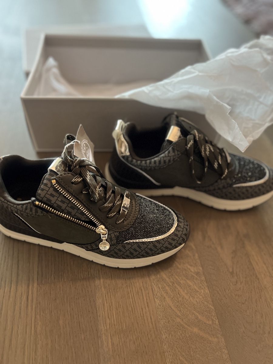 Tamaris Scarpe da donna: Tamaris sneaker 38 neu – Nuovo e nell'imballaggio originale da Root venduto da Fashionhomeandmore 1
