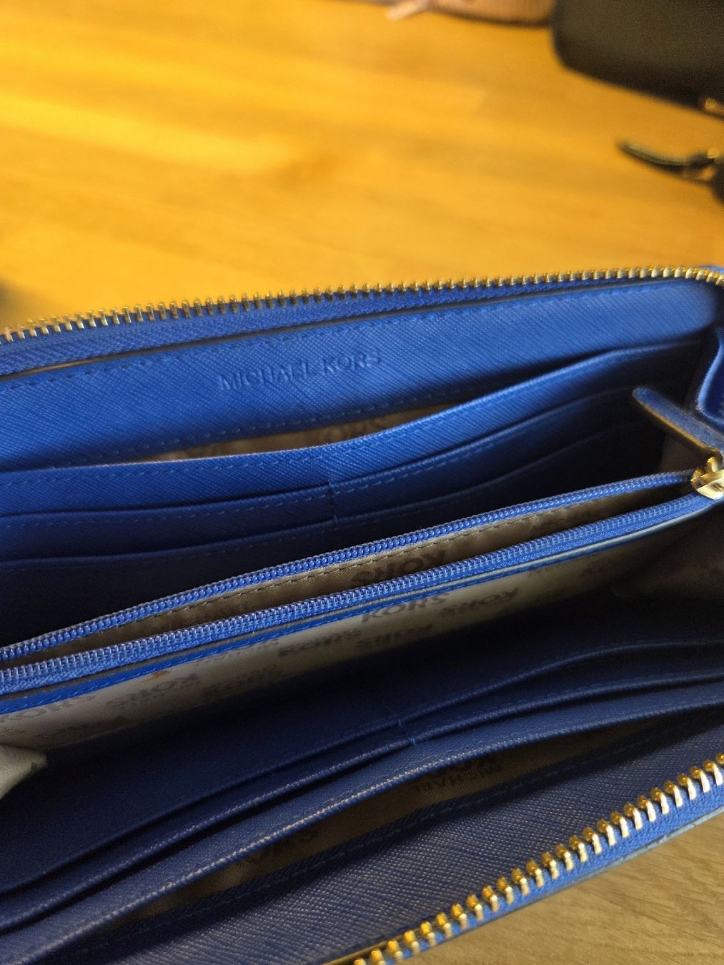 Michael Kors Portemonnaie: Michael Kors Porte-monnaie  – Gebraucht aus Rothrist von lalla_89 2