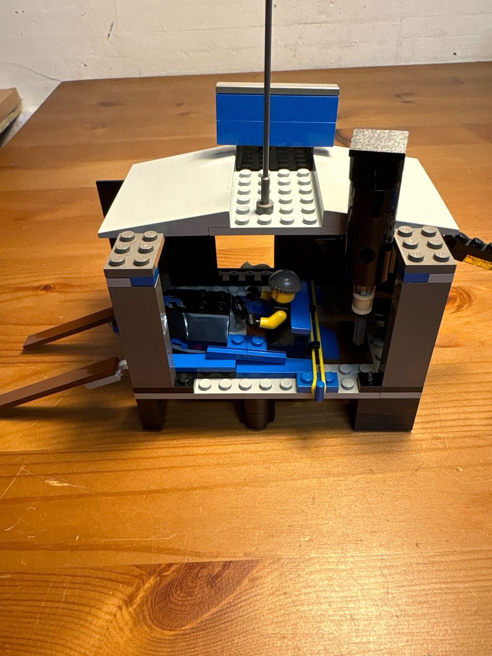 Lego Giocattoli: Lego Set 7045 Hovercraft hideout (2003) – Usato da Verscio venduto da Foroglio 3