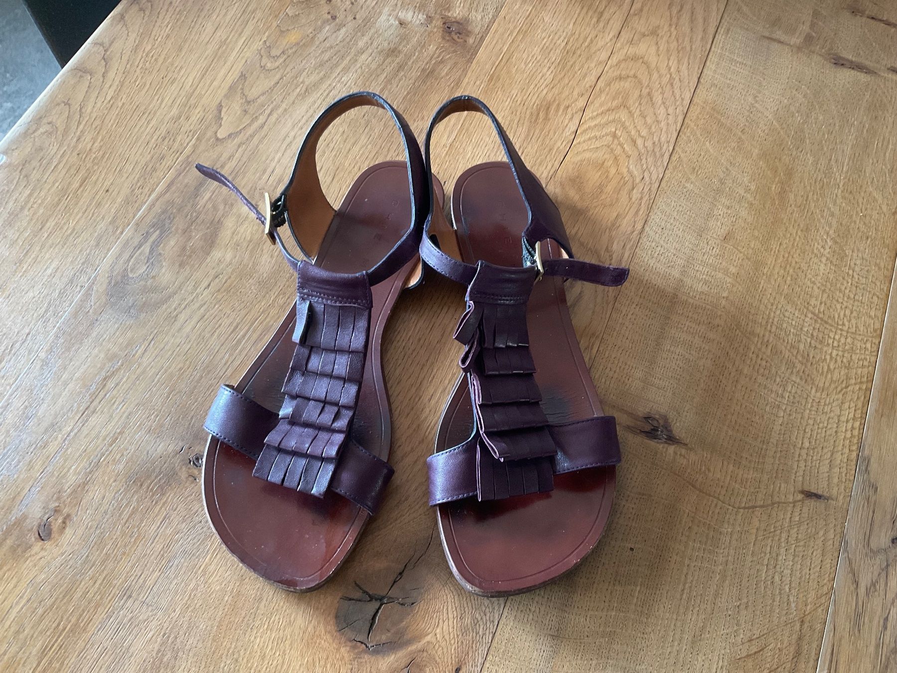 Scarpe da donna: sandalen chie mihara – Usato da gurzelen venduto da malu04