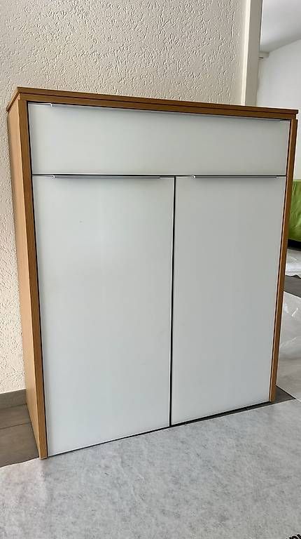 Armoires: Sideboard oder Schuhschrank – D'occasion à Magden par -Sternli-