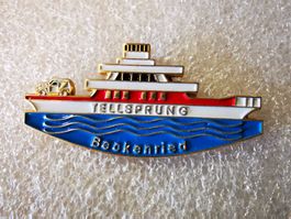 Ansteckpin 33: Schiff Tellsprung Beckenried