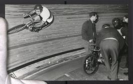 Fotografie Fahrrad-Rennen / Bahnrennen, 