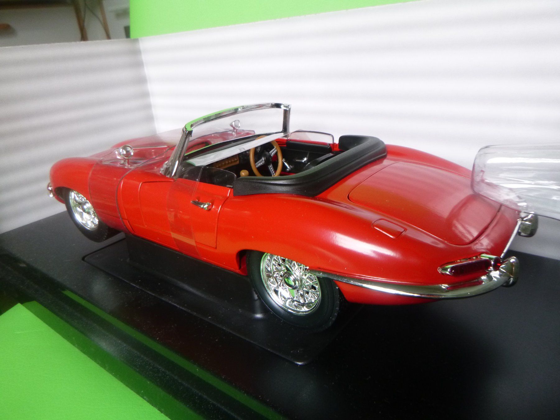 Jaguar Modellautos: Jaguar E-Type 1967 - Grandes Marques – Neu (gemäss Beschreibung) aus Chur von oriori