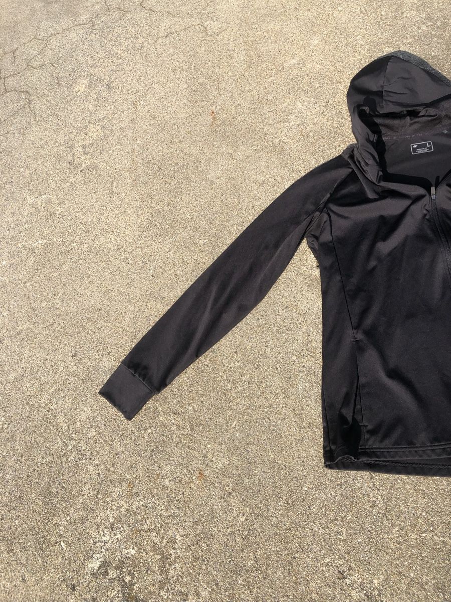 Kleiderpakete: 4F tracksuit set – Gebraucht aus Fribourg von ann_l9b7 5