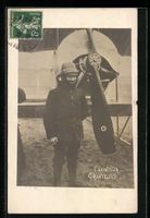 Foto-AK Chanteloup, Pilot mit Flugzeug
