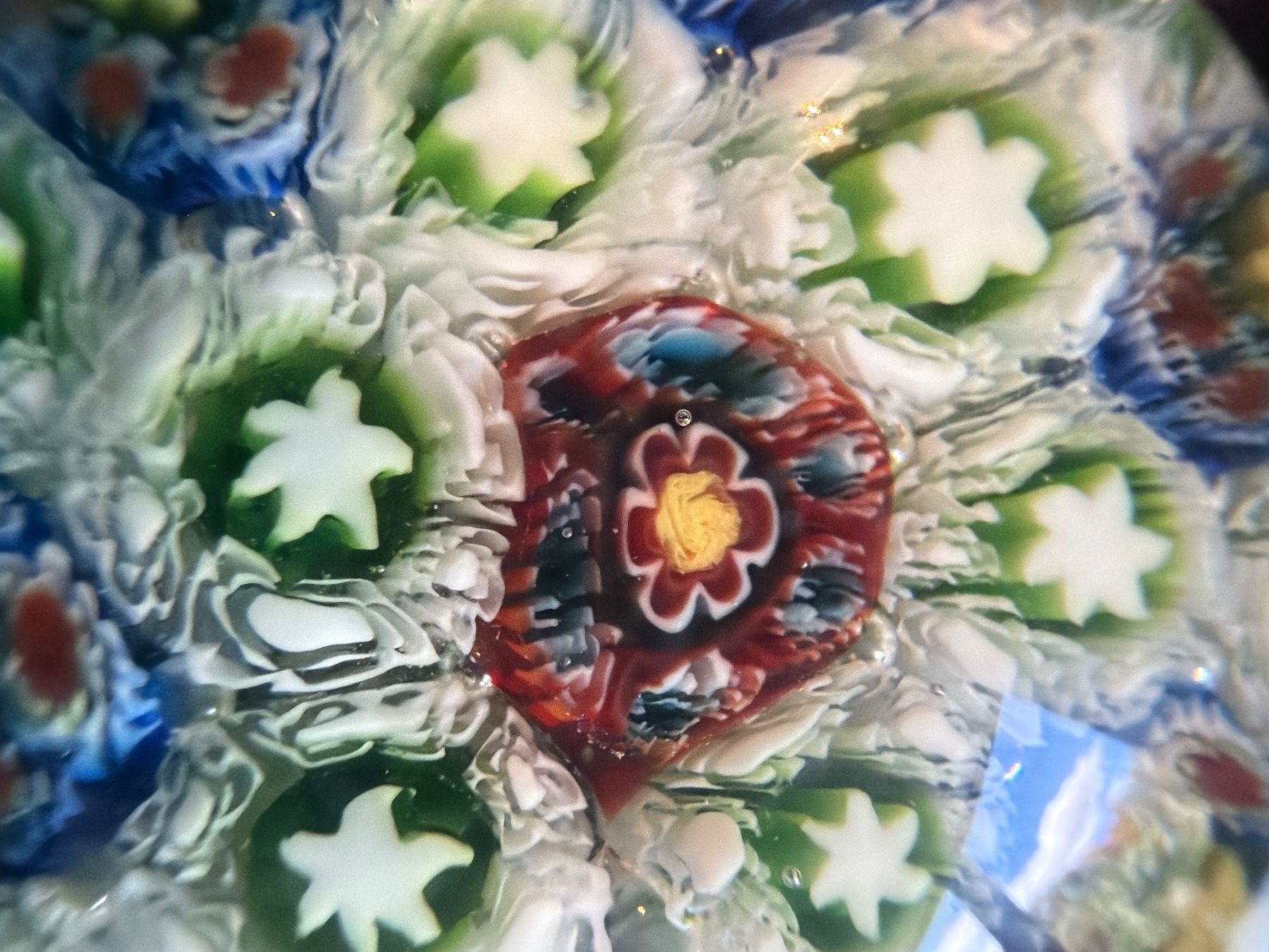 Murano Bicchieri: Murano Millefiori Paperweight – Nuovo (secondo la descrizione) da Gockhausen venduto da geo_ydf6 2