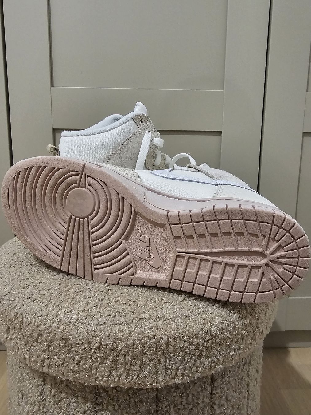 Nike Scarpe da uomo: Nike Dunk Retro High EU39 PRM – Nuovo (secondo la descrizione) da Pully venduto da RandomZero 4