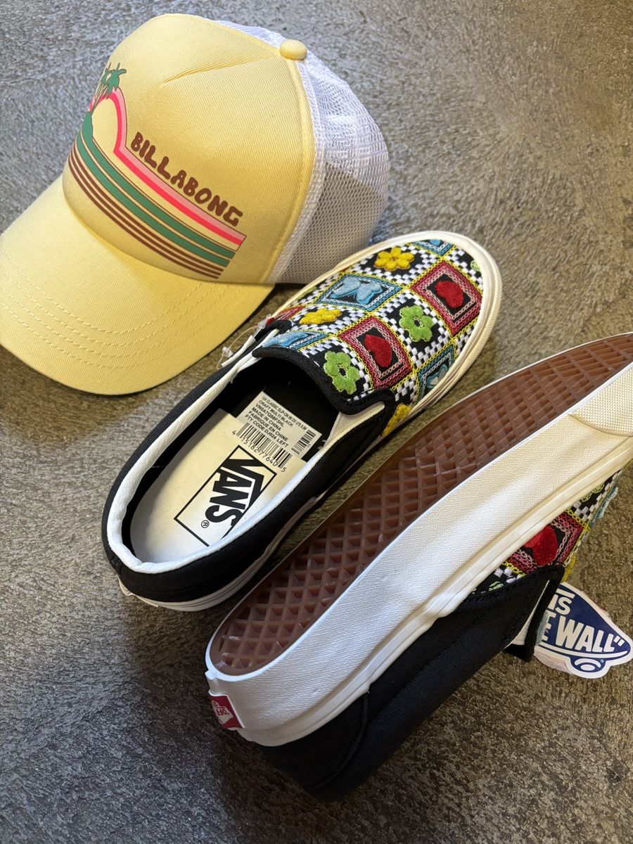Vans Scarpe da donna: Vans Taille 37/38 pack avec casquette – Nuovo e nell'imballaggio originale da Orbe venduto da D-stockFactory-Orbe 1