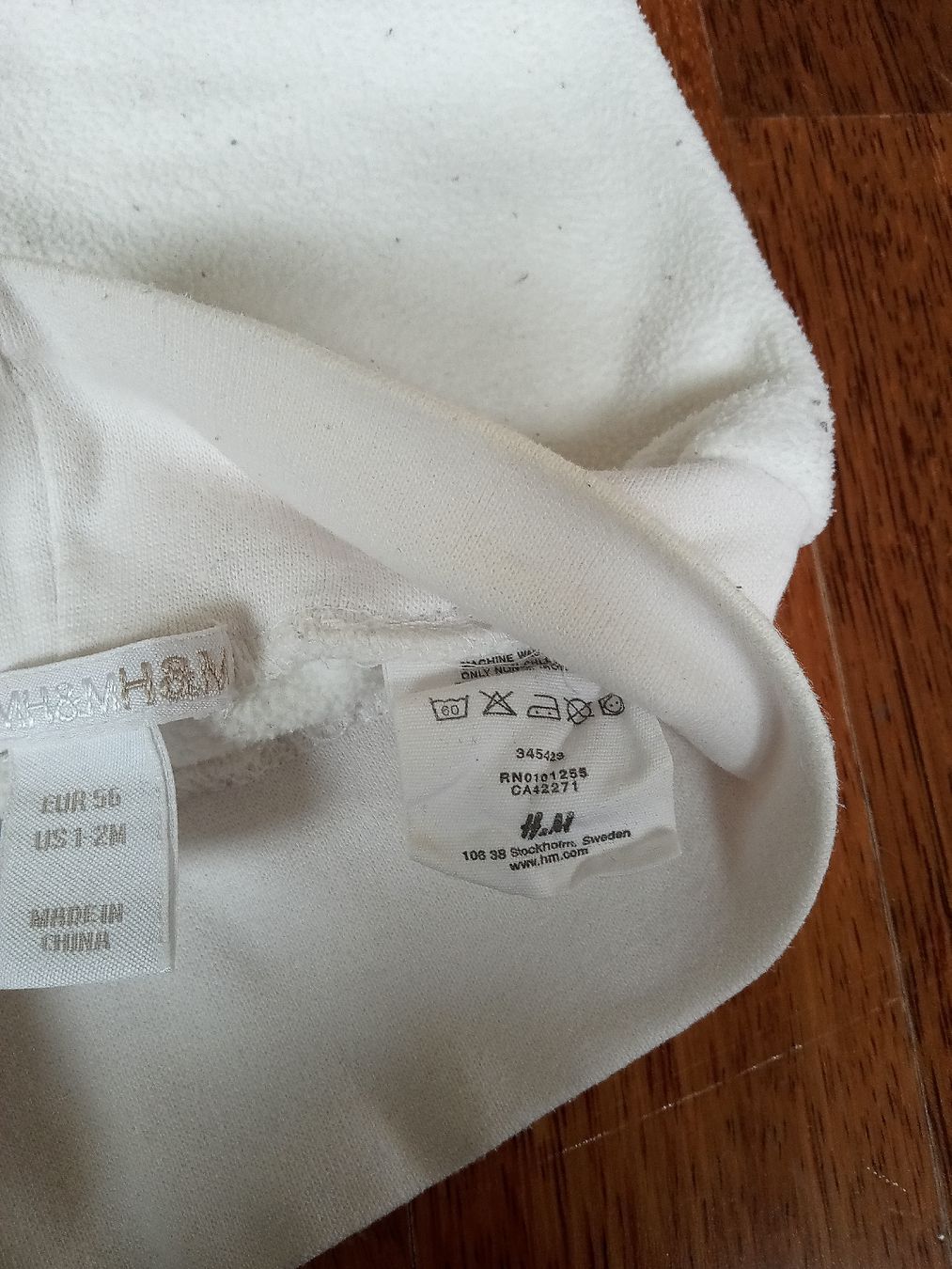 H&M Altro abbigliamento: H&M Baby Hose mit Füsschen, Grösse 56 – Usato da Büren SO venduto da swelch 3