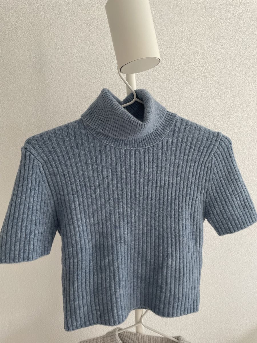 Zara Pullover & Sweatshirts: 2 ZARA Pullover Damen Gr. S & M gerippt beige blau – Neu (gemäss Beschreibung) aus Rorschach von zlatokosa85 2