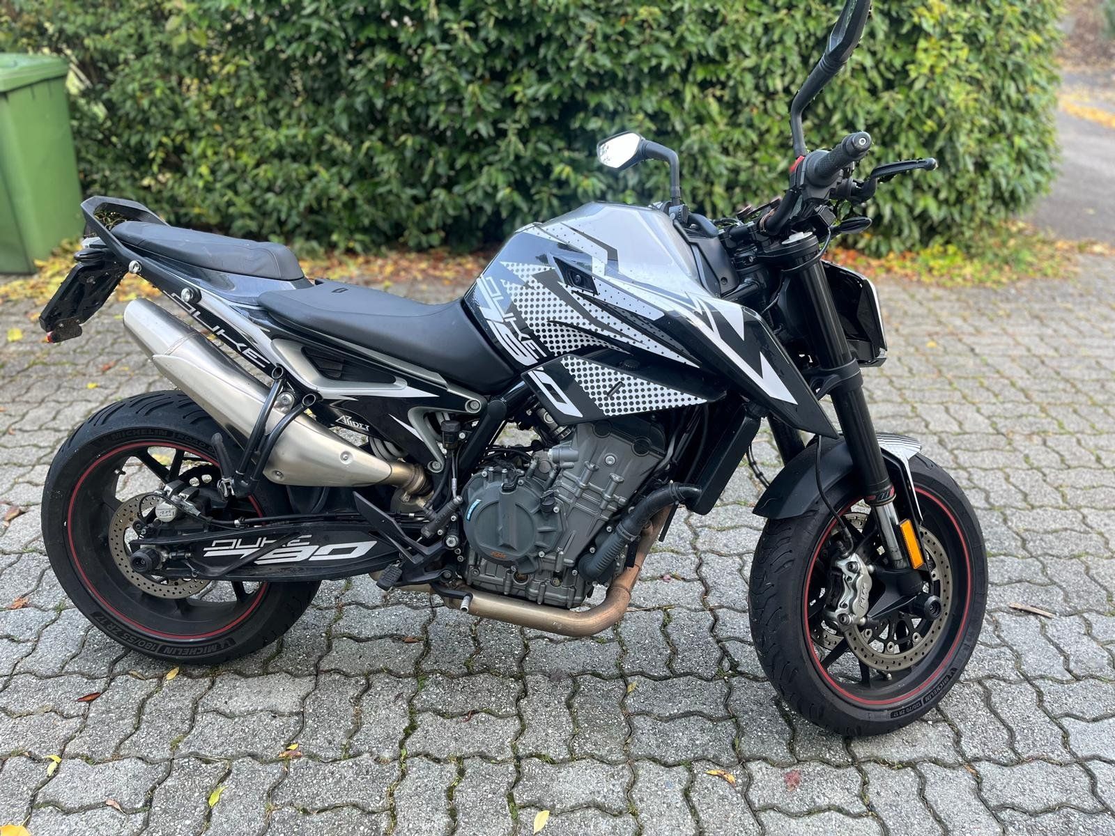 KTM Strada: KTM Duke 790 – Usato da Maienfeld venduto da tili01 3