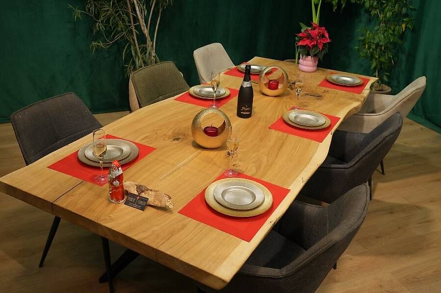Tavoli: Holztisch Eiche – Usato da Walchwil venduto da Swissdesign_Haag 4