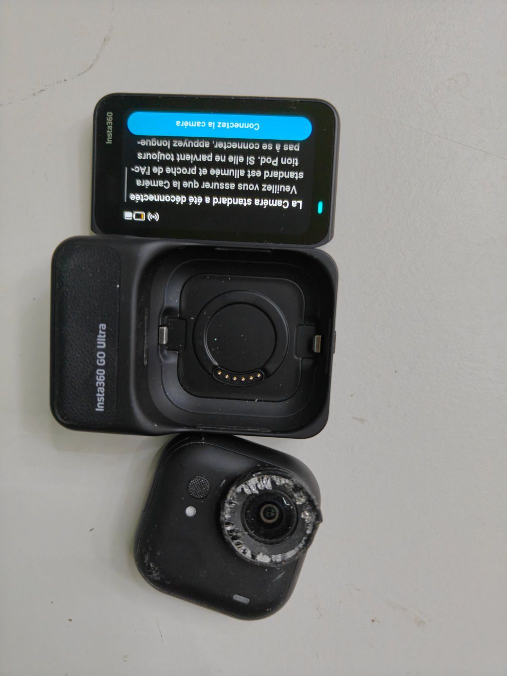 Insta360 Action Cam: INSTA360 GO Ultra Ab 30.Fr – Difettoso da Solothurn venduto da SDGG