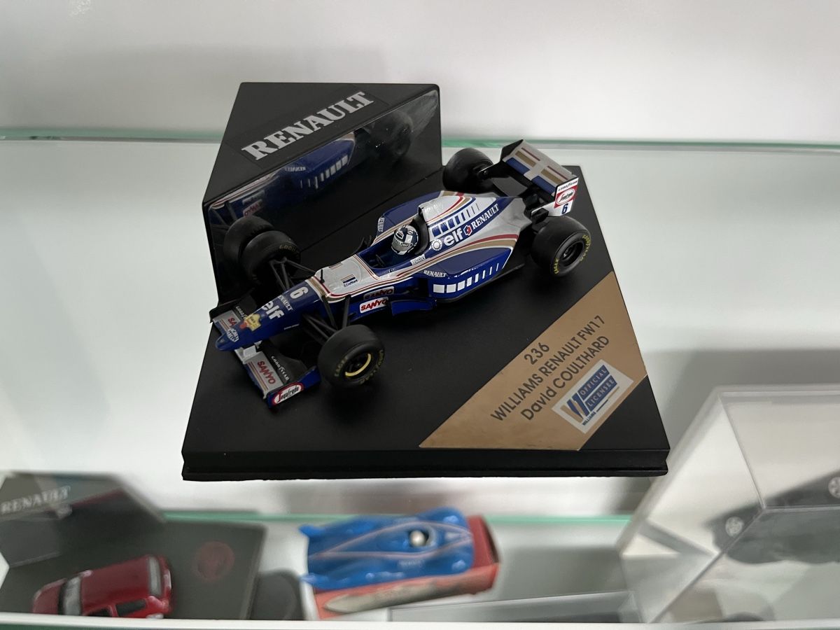 Williams Modellini d'auto: Williams Renault FW17 David Coulthard – Usato da Kräiligen venduto da tisala