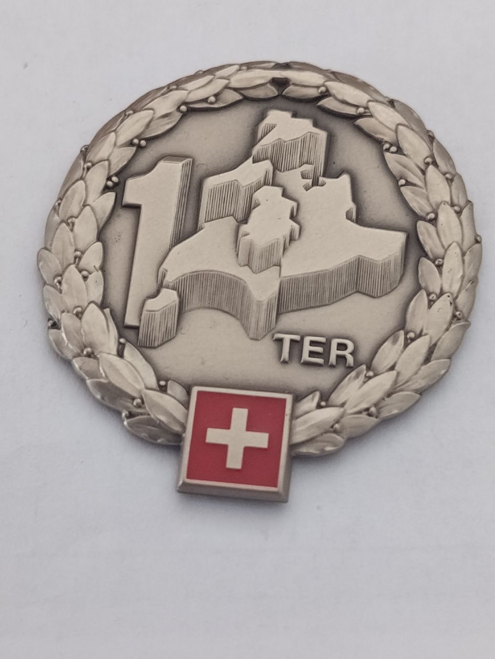 Schweizer Armee Plaketten & Abzeichen: insigne de béret 1 Ter armée suisse – Gebraucht aus Bex von Canouille