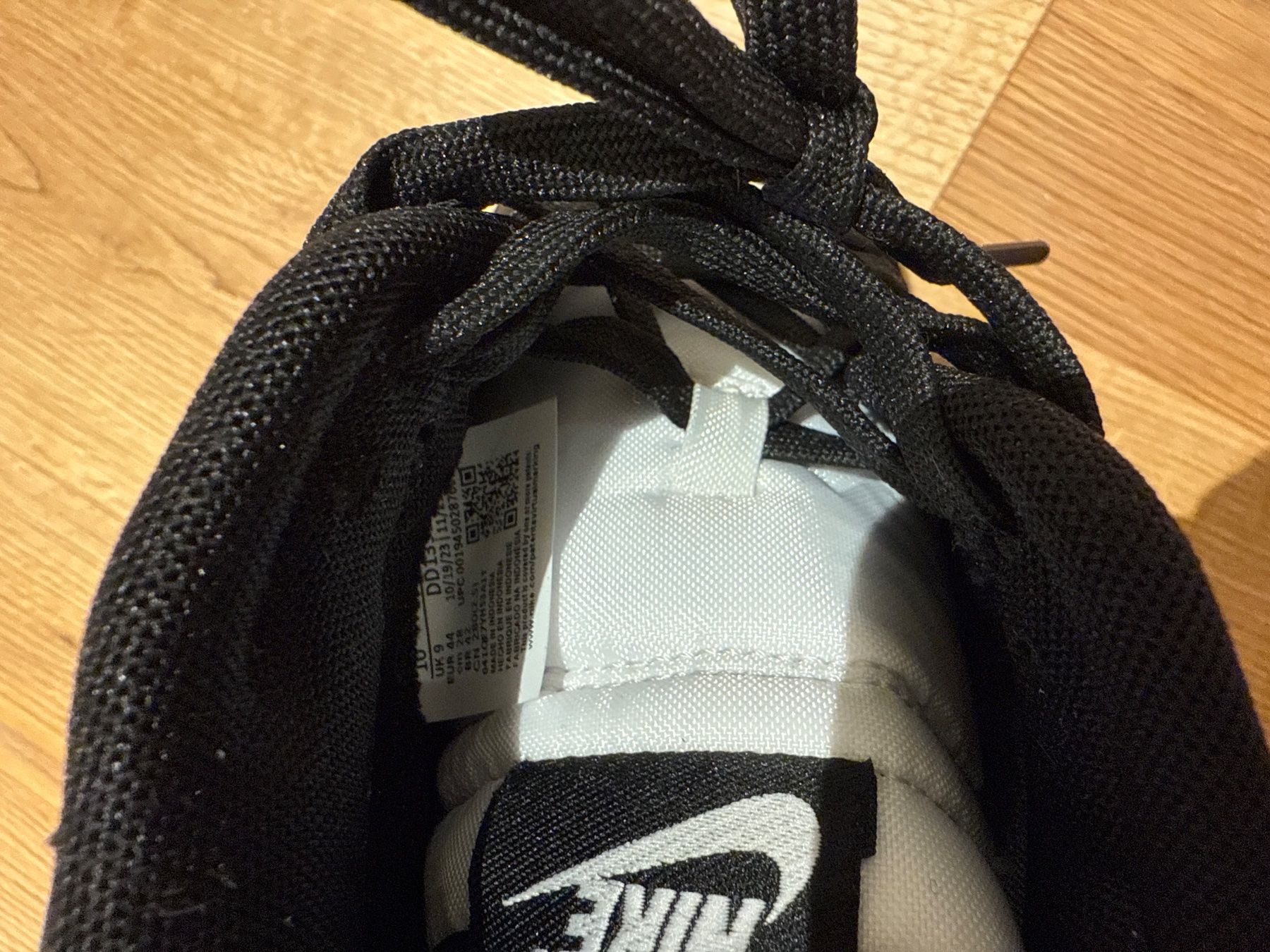 Nike Chaussures hommes: Nike Dunk Panda Gr.44 – Neuf (Voir description) à Frick par Mirko_CH 2