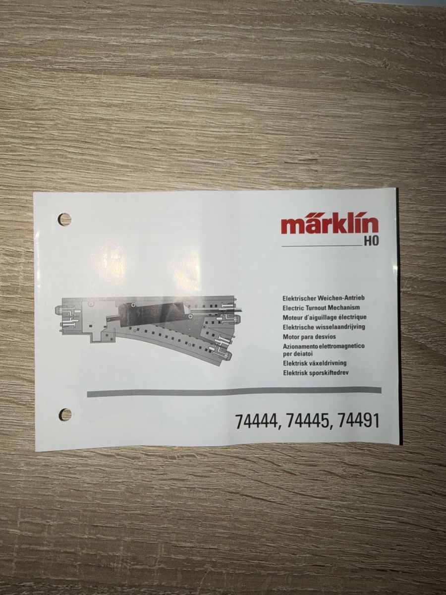 Märklin Trains électriques: 2 Marklin C-Gleis Weichen 24612 u. Elektroantrieb u. Decoder – D'occasion à Stein AG par patrick_1967 2