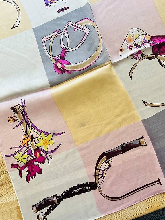Foulard & Sciarpe: Print Seidentuch – Nuovo e nell'imballaggio originale da Jona venduto da ron_b8wq 3