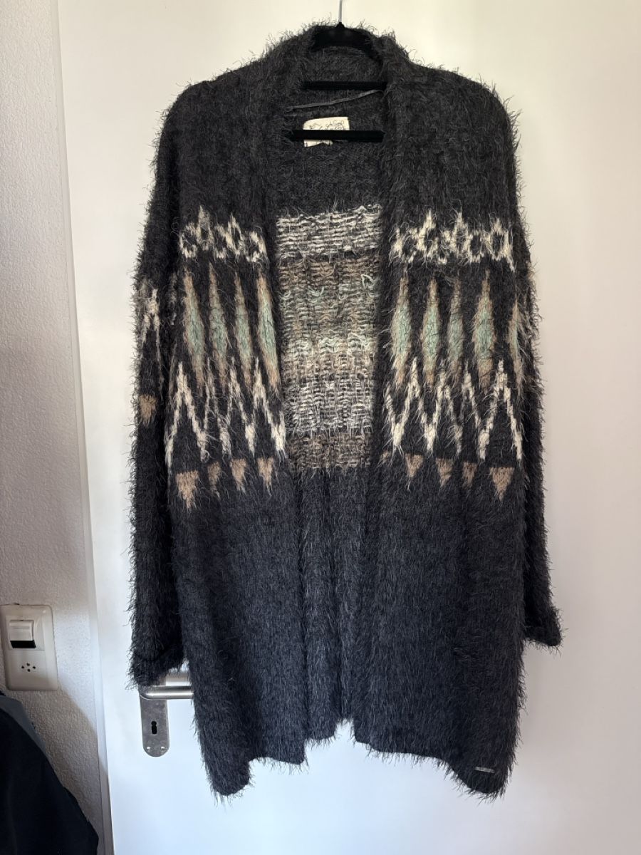 Giacche: Flauschige Strickjacke, Cardigan, Onesize – Usato da Bassersdorf venduto da padriga68