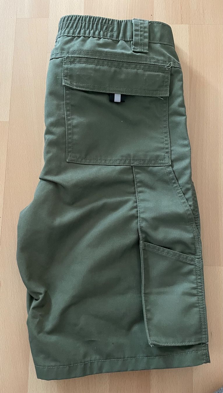 Pantaloni: 2 kurze Arbeitshosen Gr:50 – Usato da Wila venduto da Lokelo 6
