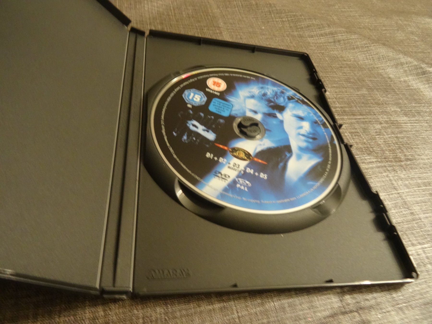 Tutti i DVDs: DVD Das mörderische Paradies Kurt Russell – Usato da Olten venduto da Disc-Verkauf 1