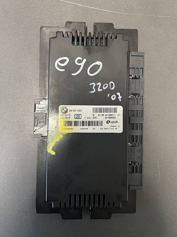 Accessori per altri veicoli: Bmw e90 Fussraummodul  – Usato da Lufingen venduto da Kasti92