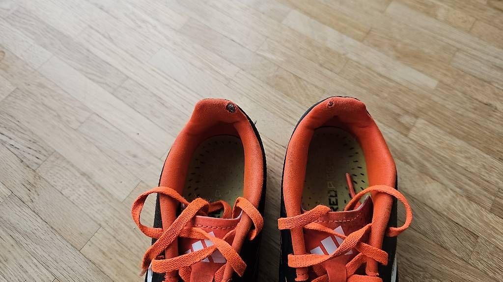 Adidas Scarpe per ragazzi: Fussballschuhe Grösse 34 – Usato da Zufikon venduto da Lmazi 3