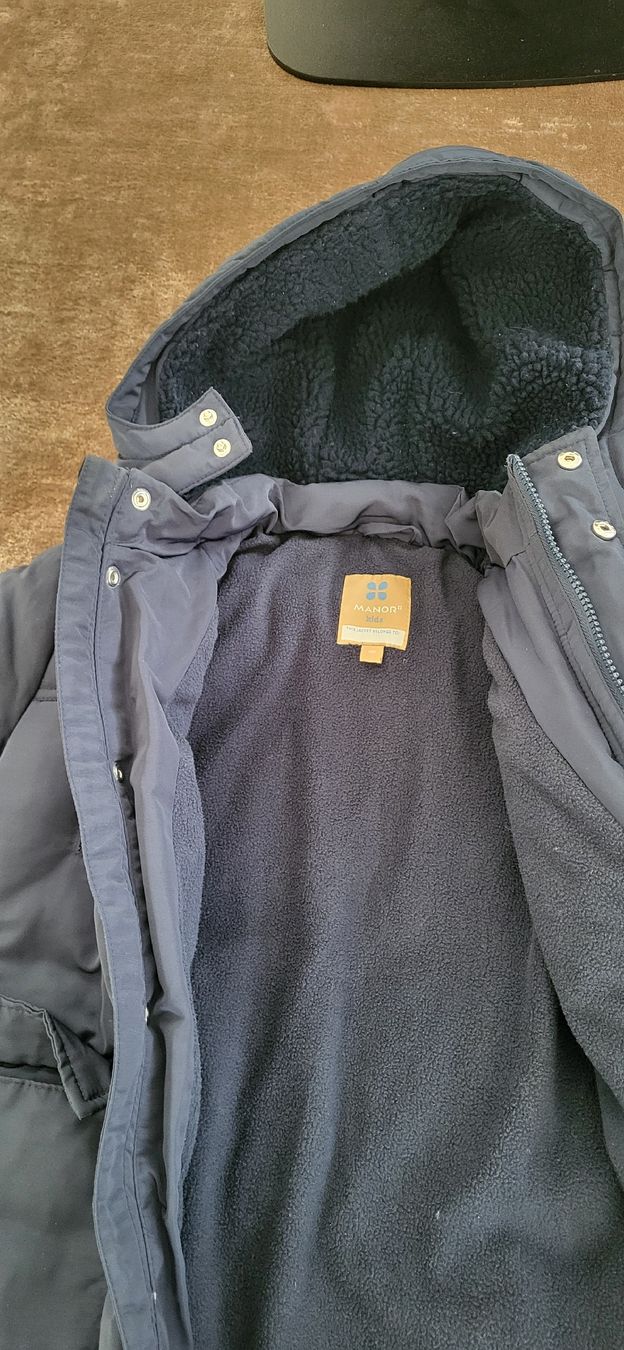 Manor Giacche & Cappotti: Junge Warme Winterjacke Gr.128 – Usato da Thierachern venduto da Anastasia123 1
