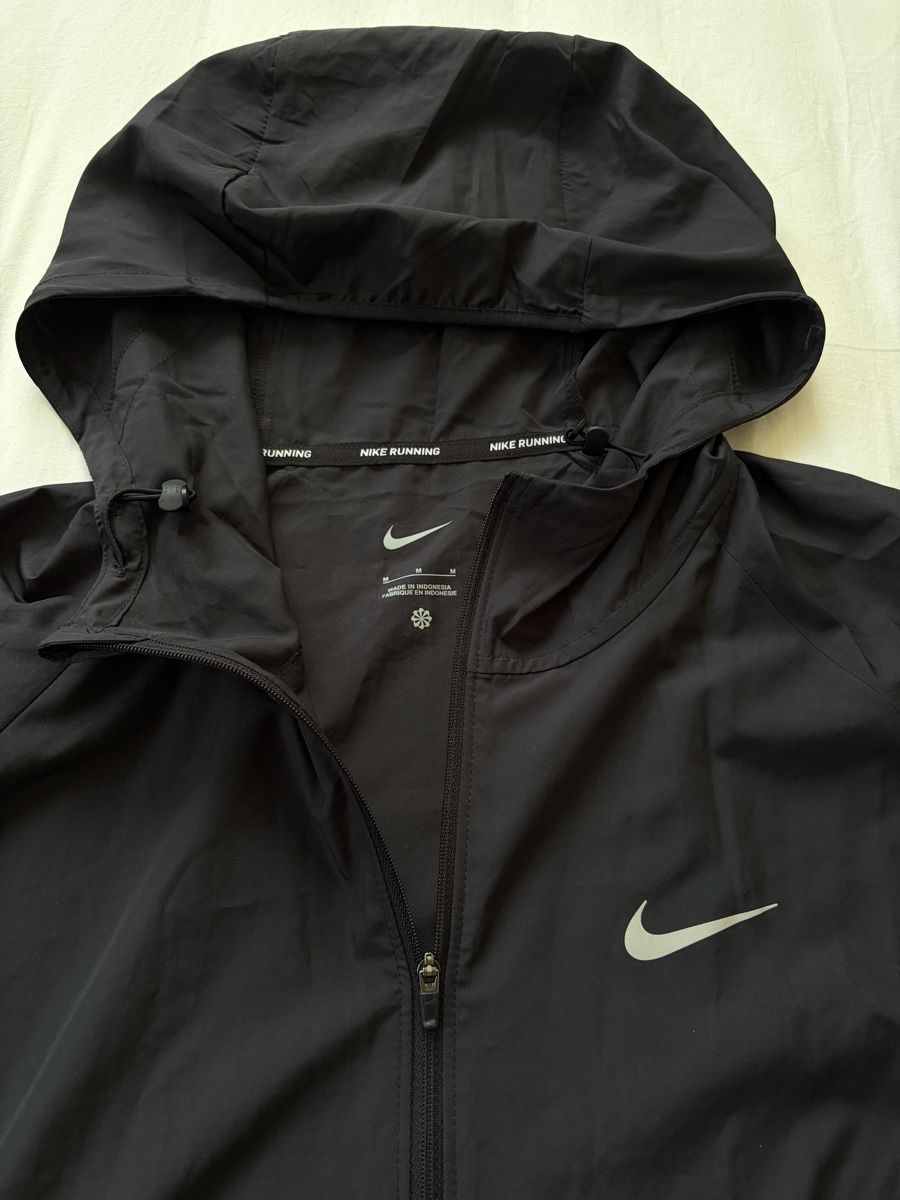 Nike Jacken: Nike Running Jacke M – Neu (gemäss Beschreibung) aus Winterthur von raphael.hbg 1