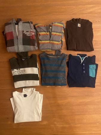 Verschiedene Pullover und Hoodies Grösse M
