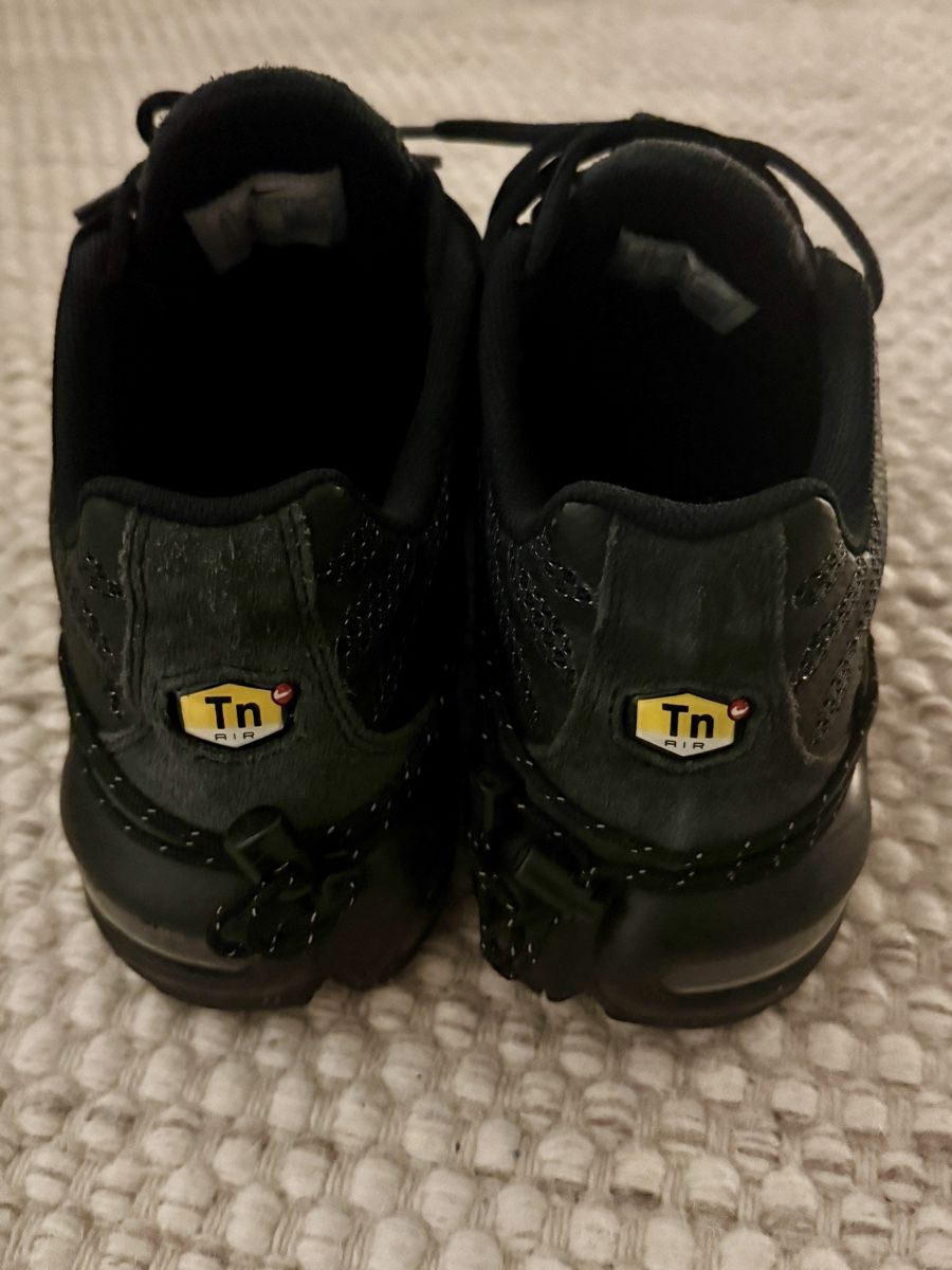 Nike Scarpe da uomo: Nike Air Max Plus TN Utility - 43 – Usato da Zürich venduto da geo_rslt 3