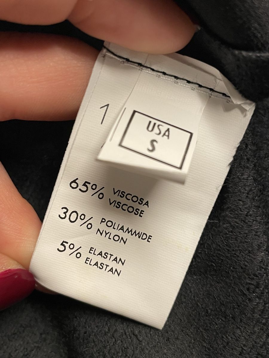Tops: Black Sleeveless Top – Neu (gemäss Beschreibung) aus Zürich von bncmgg 2