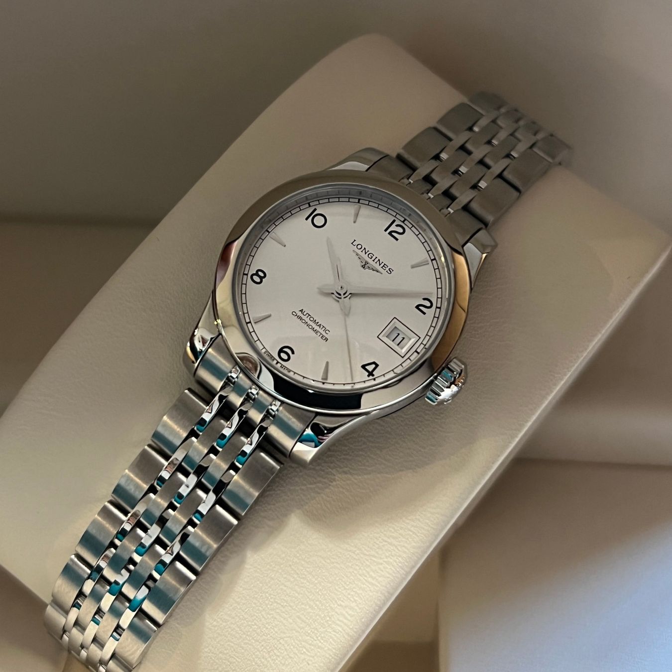 Longines Uhren: Longines Record Lady Automatic Full Set L2.320.4.76.6 – Gebraucht aus Carouge GE von Watchaser 8