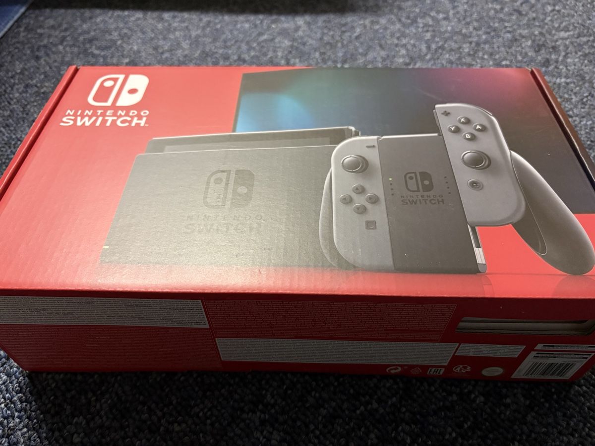 Nintendo Jeux: NINTENDO switch bundle NEU – Neuf avec emballage d'origine à Herzogenbuchsee par warrior77 1