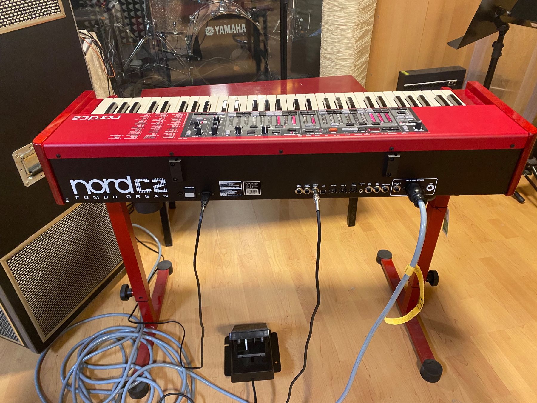 Nord Strumenti musicali: Nord C2 (Hammond mit Leslie – Usato da Schönenwerd venduto da Bryna2002