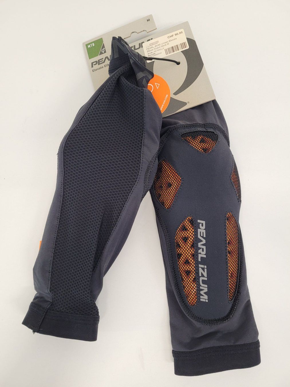 Pearl Izumi Protezioni & Imbottiture: Unisex Elevate Elbow Guard black M – Nuovo e nell'imballaggio originale da Giswil venduto da mai_k7x7 2