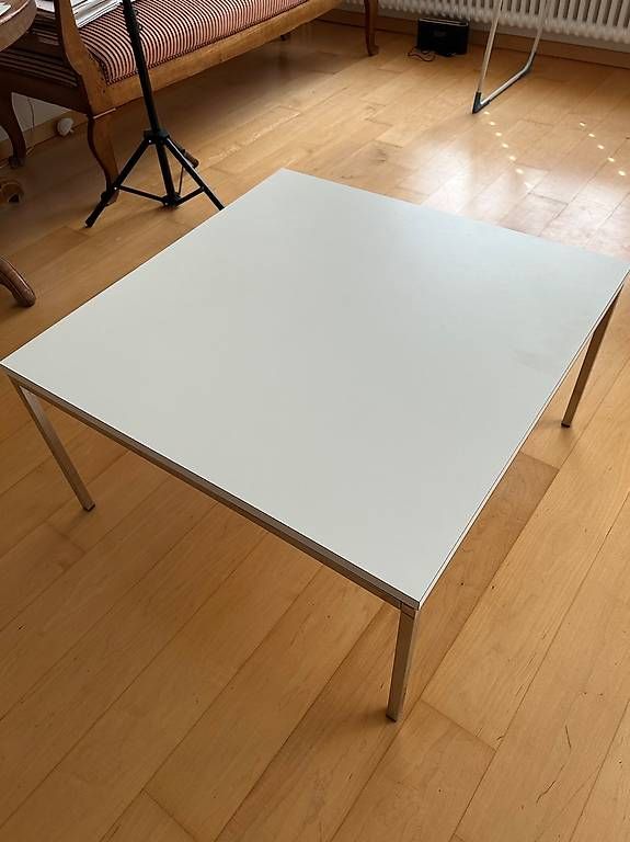 Tische: Couchtisch  – Gebraucht aus Oberlunkhofen von HelenOL